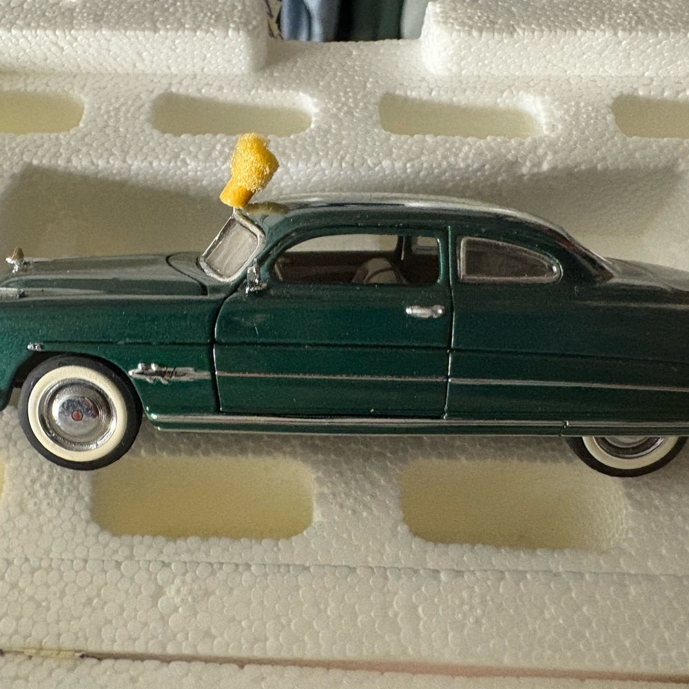Green Diecast Model Car Franklin mint original